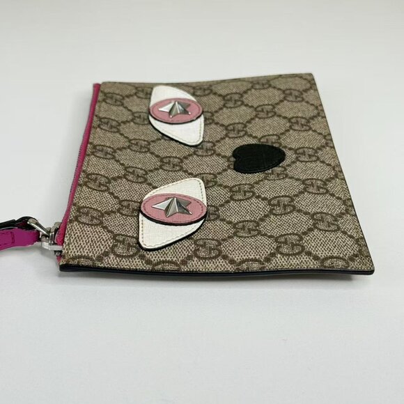 Gucci GG Logo Supreme Clutch with Eye Design & Pink Trim - Picture 4 of 9